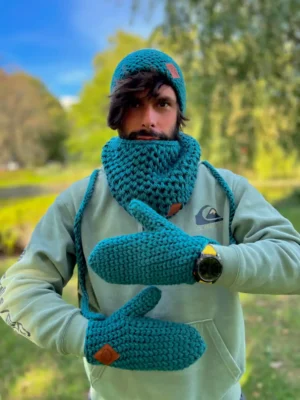 Męskie rękawiczki handmade ze sznureczkiem ,,Leśny zielony"