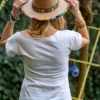 Biały t-shirt oversize Rzygam tęczą
