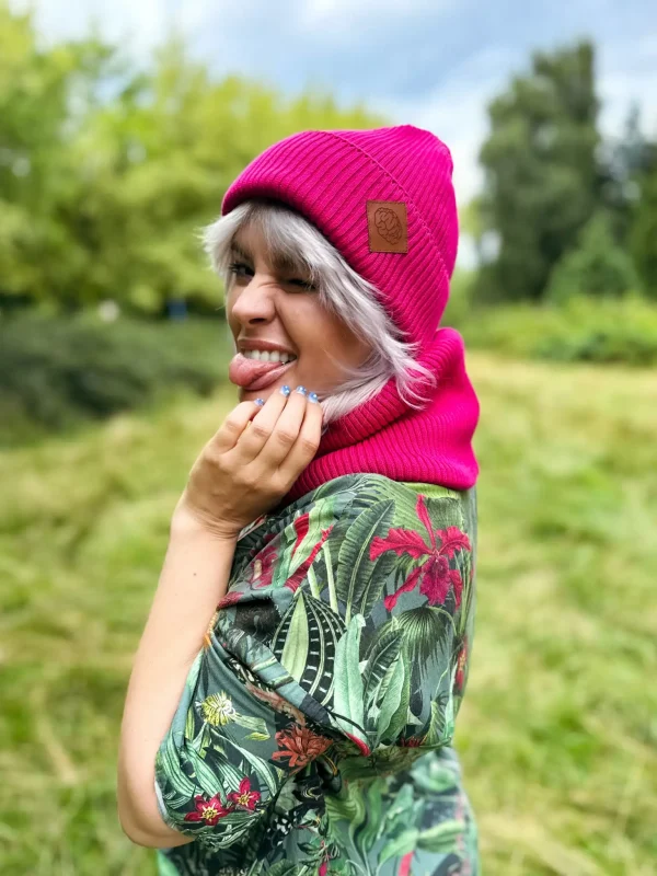 Bawełniana czapka beanie logo ekoskórka "Malina"