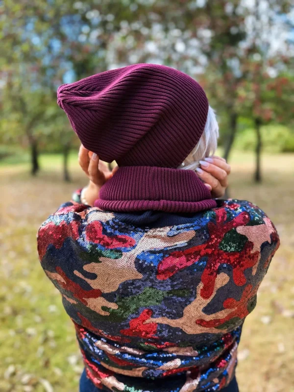Bawełniana czapka jesienna logo ekoskórka "Bordo"