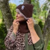 Czapka beanie z bawełny logo kolorowe "Brąz"