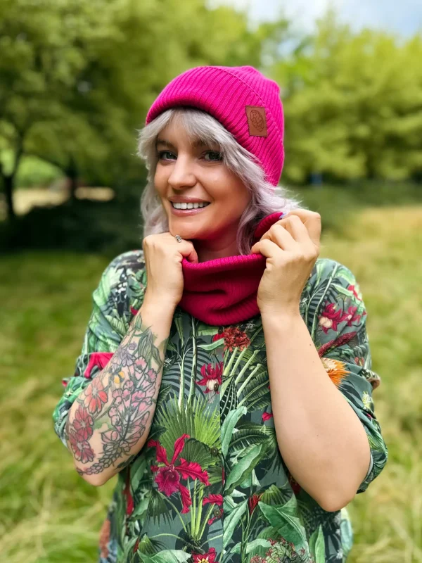 Bawełniana czapka beanie logo ekoskórka "Malina"