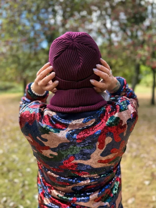 Bawełniana czapka beanie logo ekoskórka "Bordo"