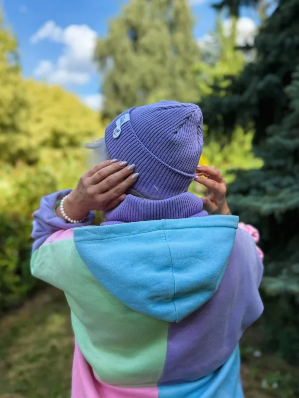 Czapka beanie z bawełny logo kolorowe "Jasny fiolet"