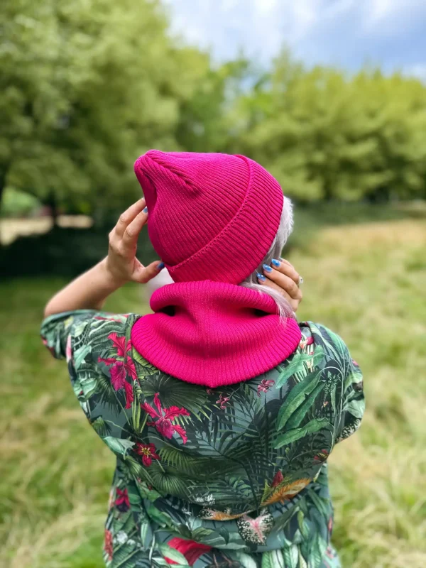 Bawełniana czapka beanie logo ekoskórka "Malina"