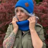 Bawełniana czapka beanie logo ekoskórka "Niebieski"