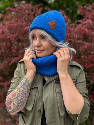 Bawełniana czapka beanie logo ekoskórka "Niebieski"