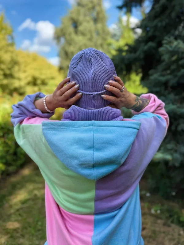 Czapka beanie z bawełny logo kolorowe "Jasny fiolet"