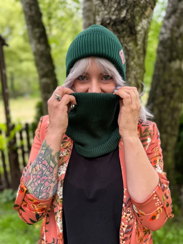 Bawełniana czapka beanie logo ekoskórka "Zielony"