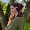 Luźna czapka z bawełny logo kolorowe "Brąz"