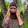 Czapka beanie z bawełny logo kolorowe "Brąz"