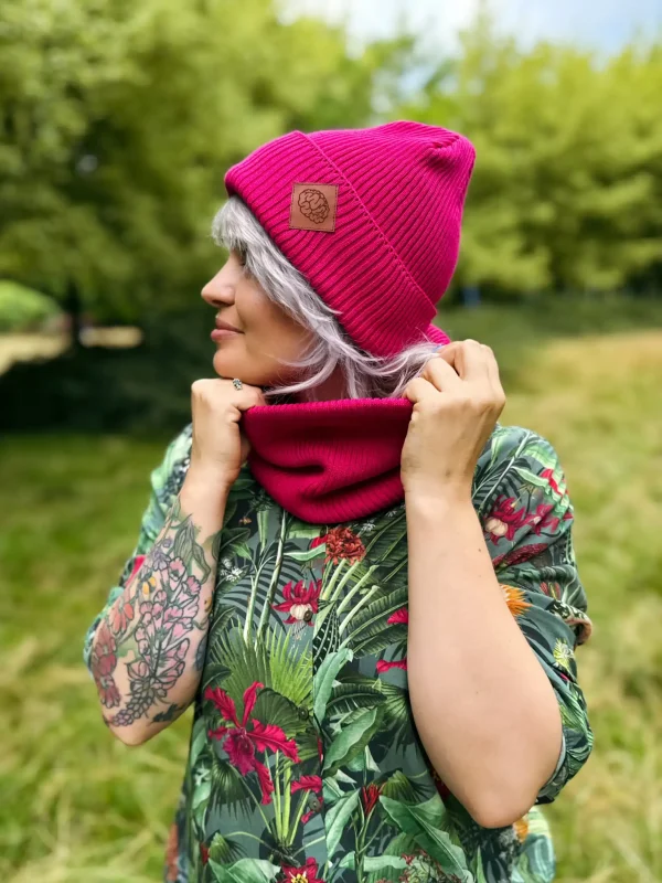 Bawełniana czapka beanie logo ekoskórka "Malina"