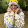 Czapka slouchy logo kolorowe "Miodowa"