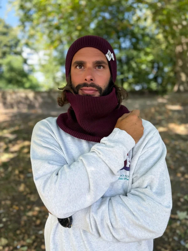 Męska luźna czapka z bawełny logo kolorowe "Bordo"