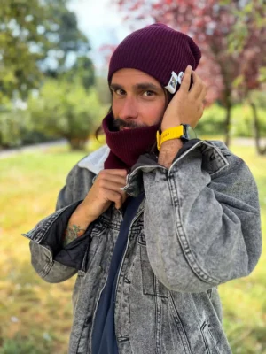 Męska czapka slouchy logo kolorowe "Bordo"