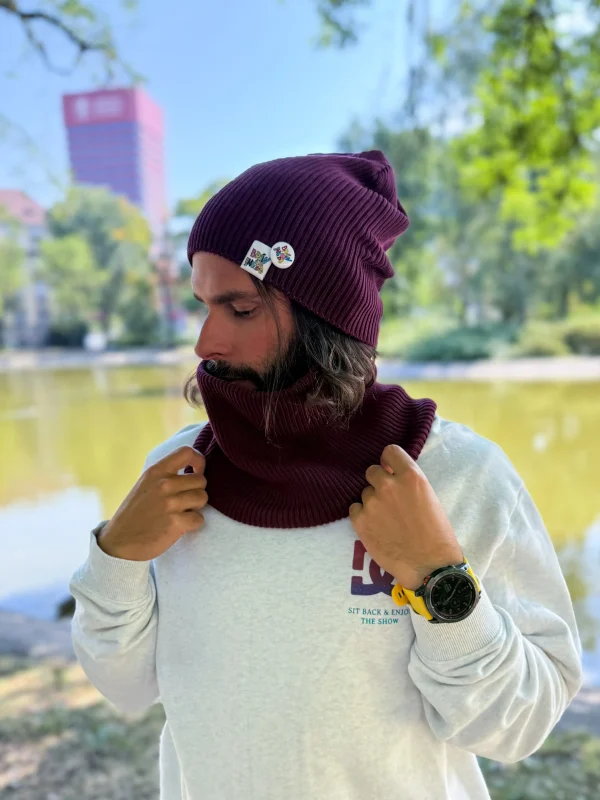 Męska luźna czapka z bawełny logo kolorowe "Bordo"