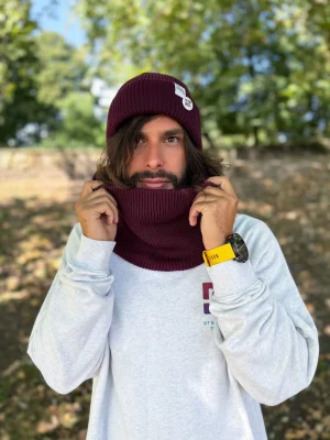 Męska czapka beanie z bawełny logo kolorowe "Bordo"