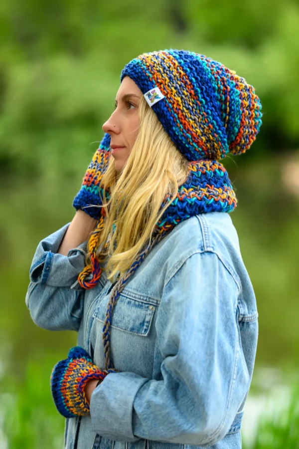 modna czapka smerfetka
