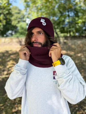 Męska czapka beanie z bawełny logo kolorowe "Bordo"