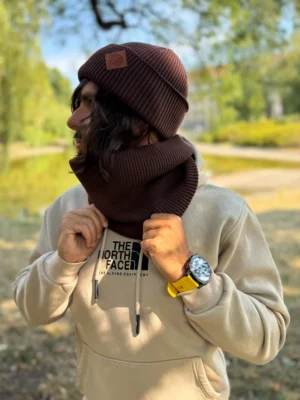 Męska bawełniana czapka beanie logo ekoskórka "Brąz"