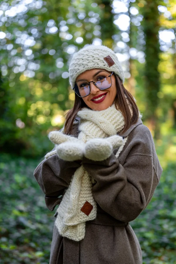 Czapka MERINO Hope "Beżowy ecru" + podszewka JEDWAB