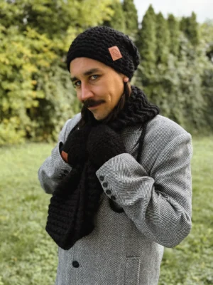 Męska czapka MERINO Neverland "Czarny" + podszewka JEDWAB