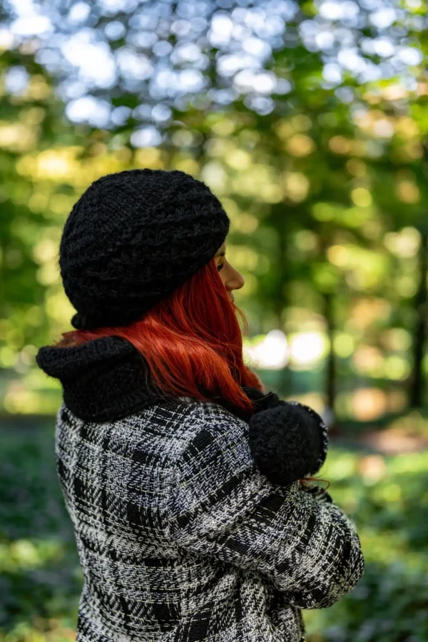 Czapka MERINO Hope "Czarny" + podszewka JEDWAB