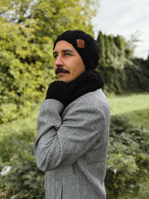Męska czapka MERINO Smile "Czarny" + podszewka JEDWAB