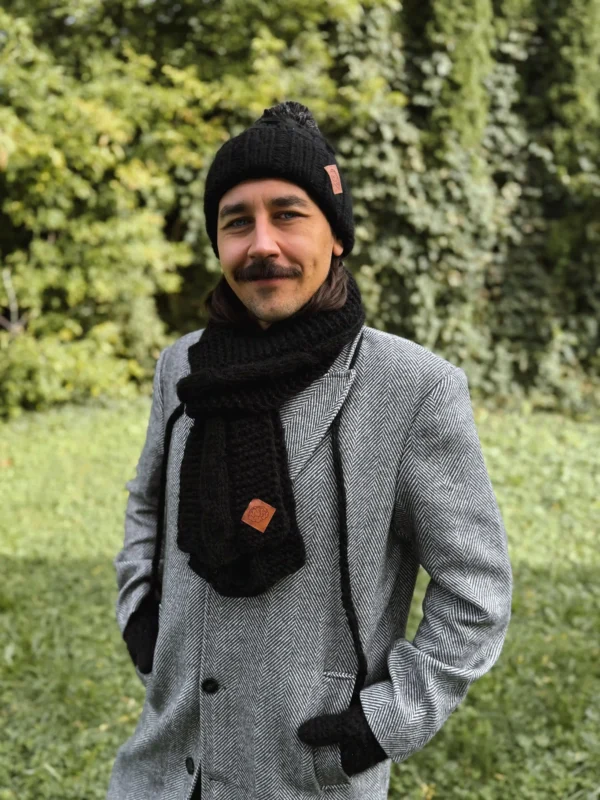 Męski szal MERINO "Czarny szalik"