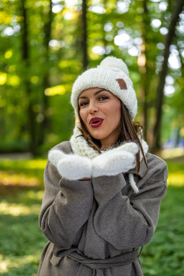 Czapka MERINO Euforia "Beżowy ecru"