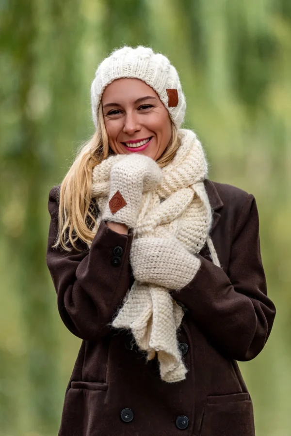Czapka MERINO Smile “Beżowy ecru” + podszewka JEDWAB