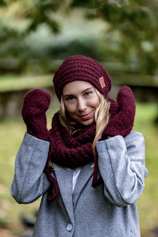 Czapka MERINO This is it "Bordo"