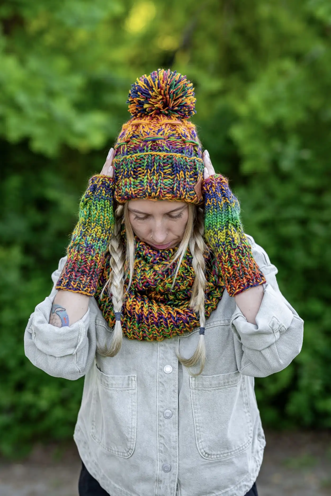 Czapka MERINO 100% Euforia "Kolory" 70 damska czapka merino ciepła