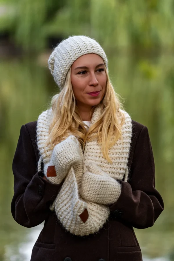 Czapka MERINO Neverland "Ecru" + podszewka JEDWAB