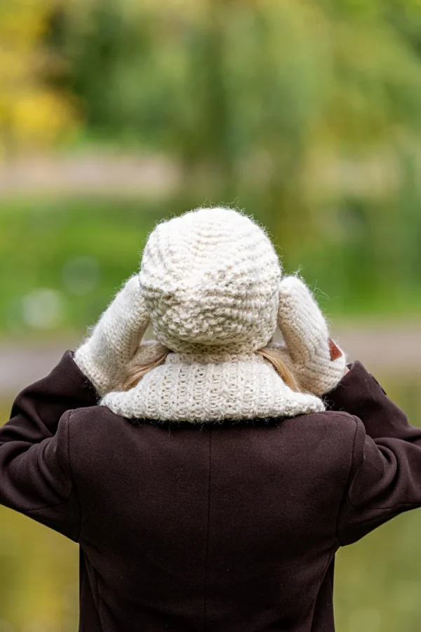 Czapka MERINO Neverland "Ecru" + podszewka JEDWAB