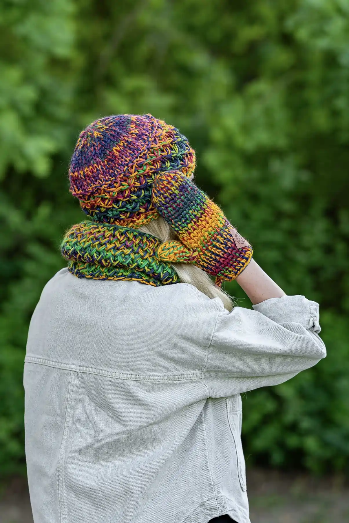 Czapka MERINO 100% Hope "Kolory" + podszewka BAWEŁNA 43 minimalistyczna czapka z merino