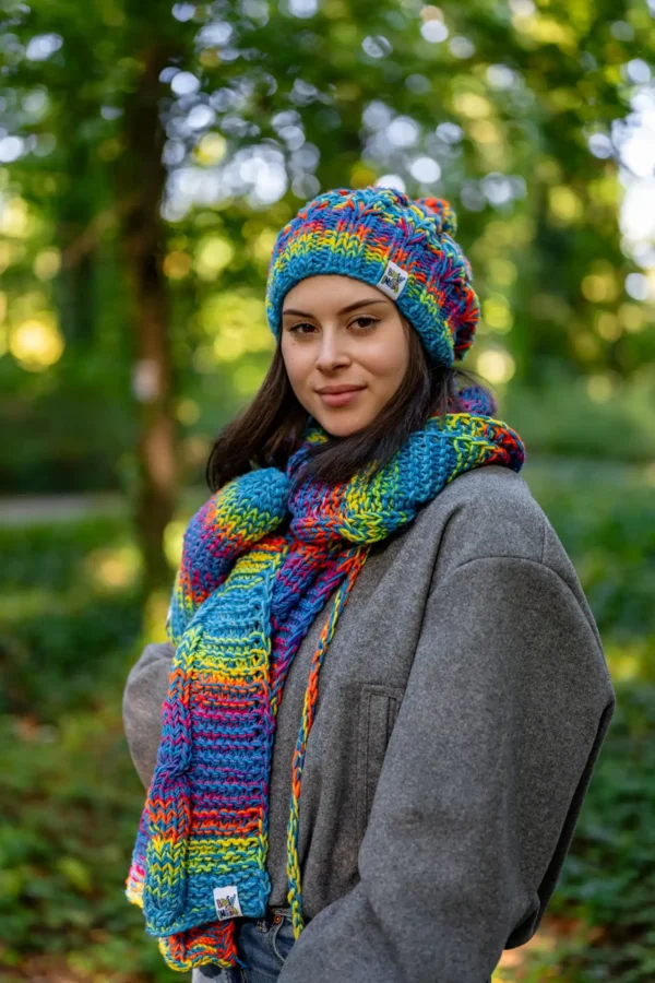 Czapka MERINO 50% ,,Tęcza błękit" SMILE