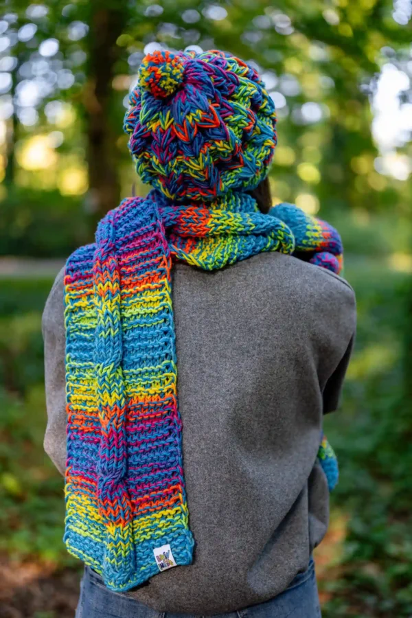 Czapka MERINO 50% ,,Tęcza błękit" SMILE