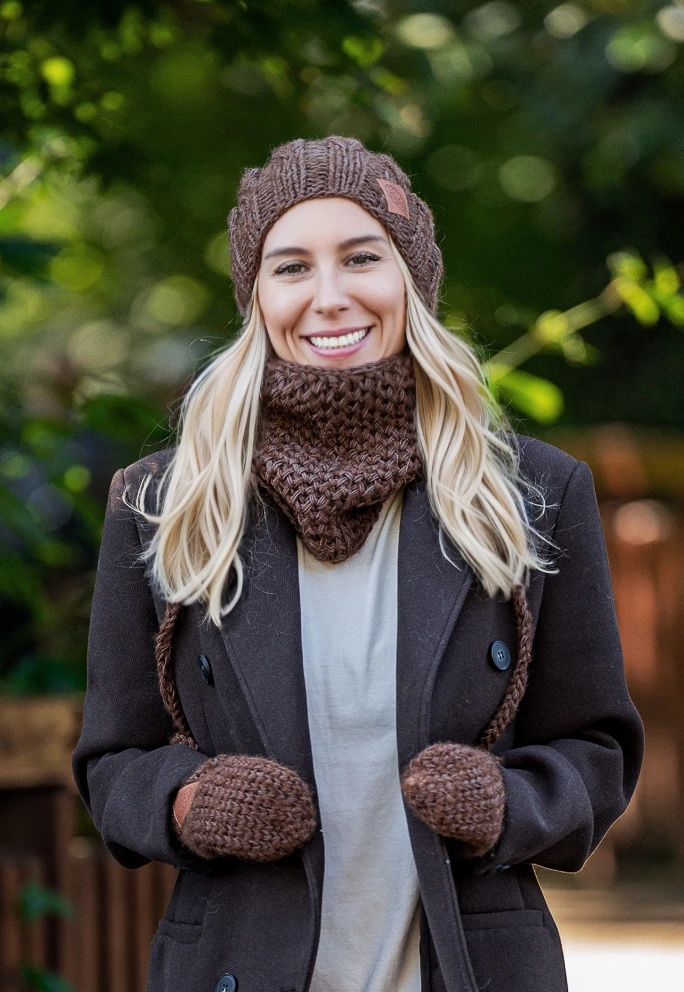 Jaki kolor czapki do blond włosów – tworzenie harmonijnego looku