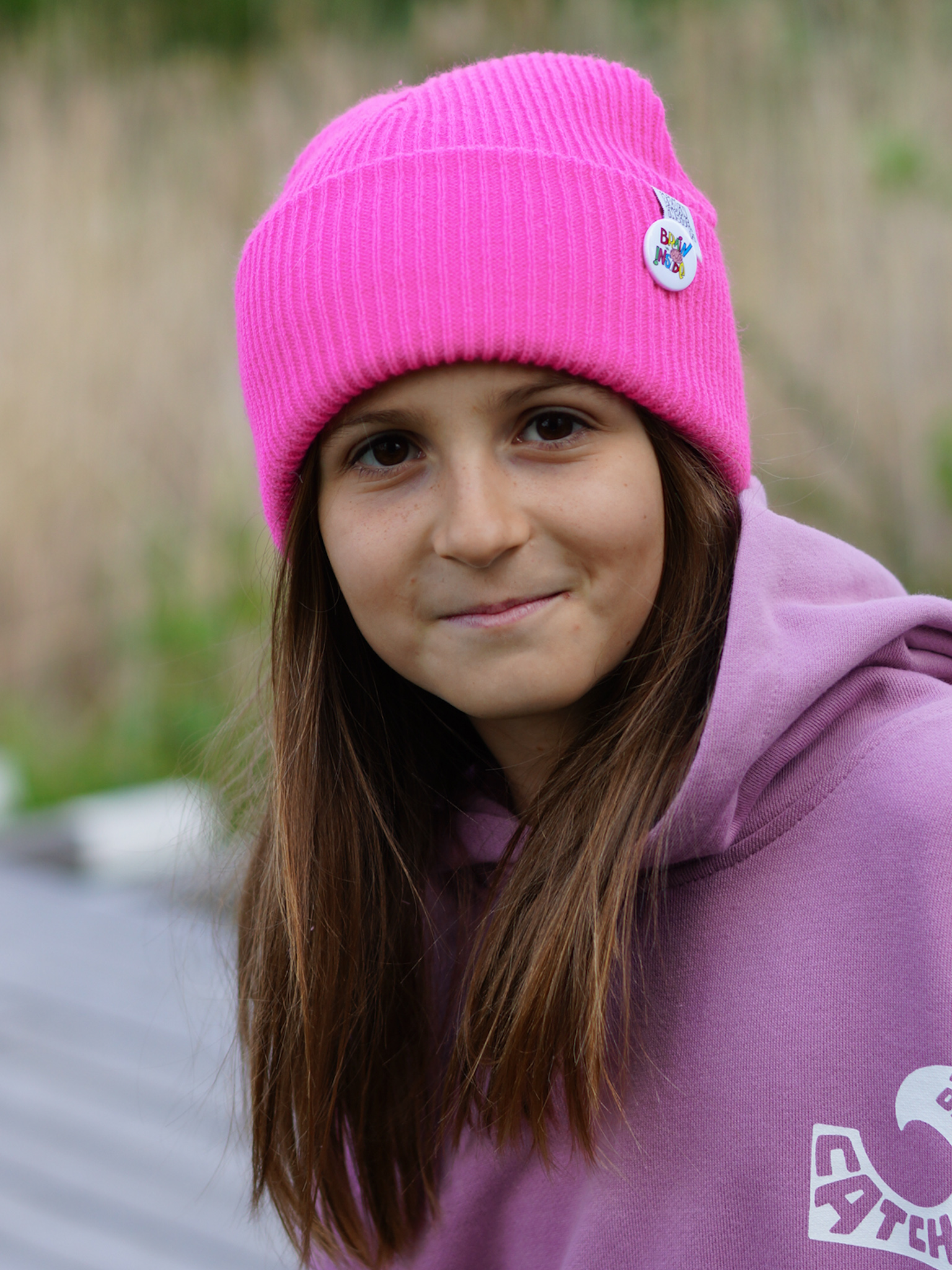Czapka beanie dla dziecka logo kolorowe "Neonowy różowy" 39 GLOWNE Czapka Brain Inside dla dzieci beanie neon roz 1
