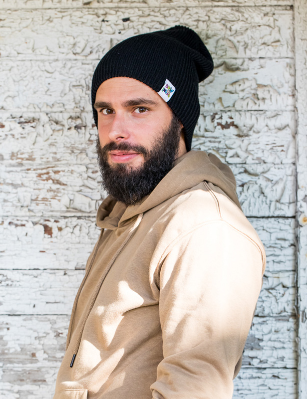 Męska czapka slouchy logo kolorowe "Czarny" 46 GLOWNE czarna beanie meska brain inside na jesien JESIENNA