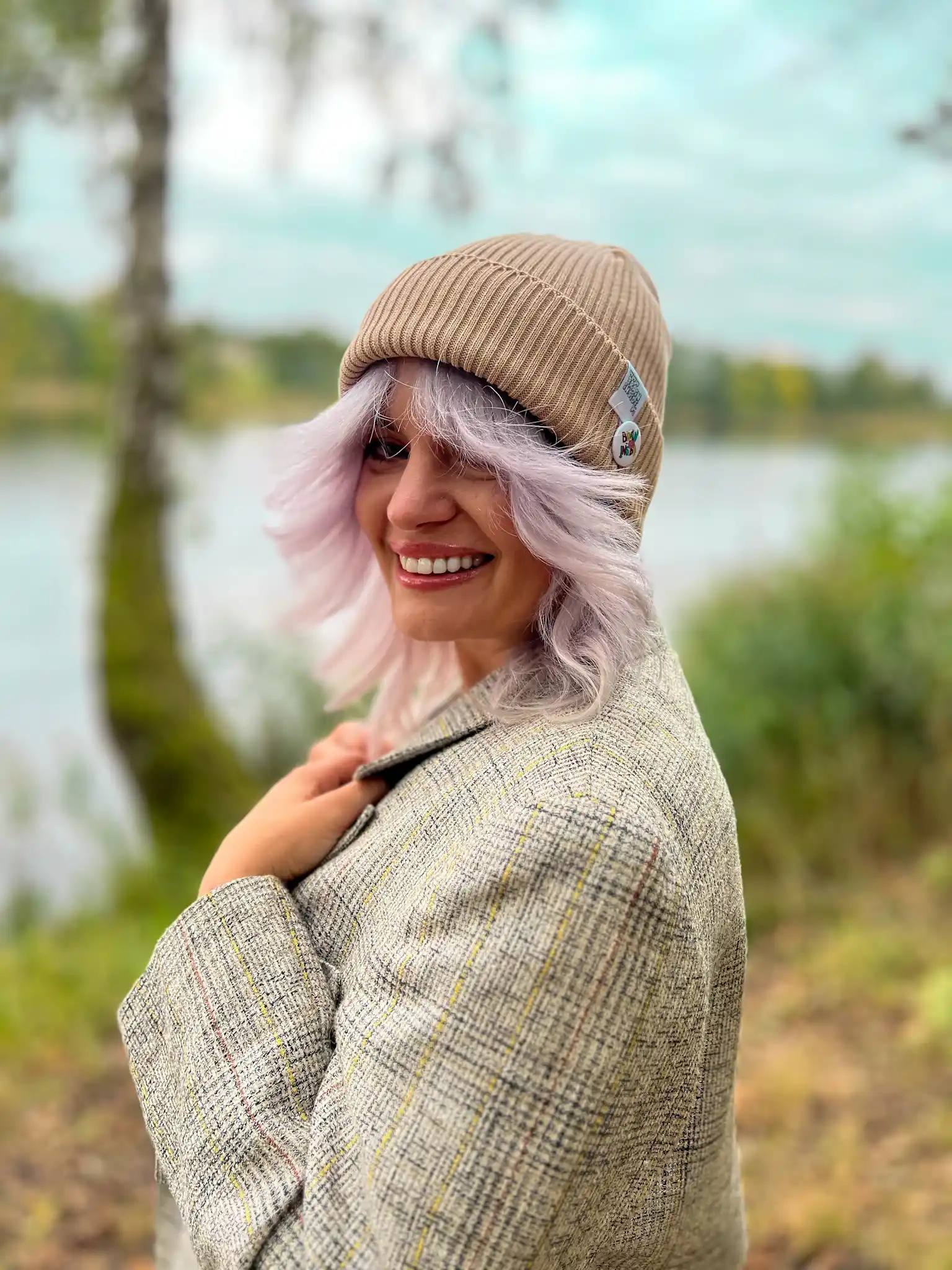 Czapka beanie z bawełny logo kolorowe "Beżowa" 39 Glowne2 1