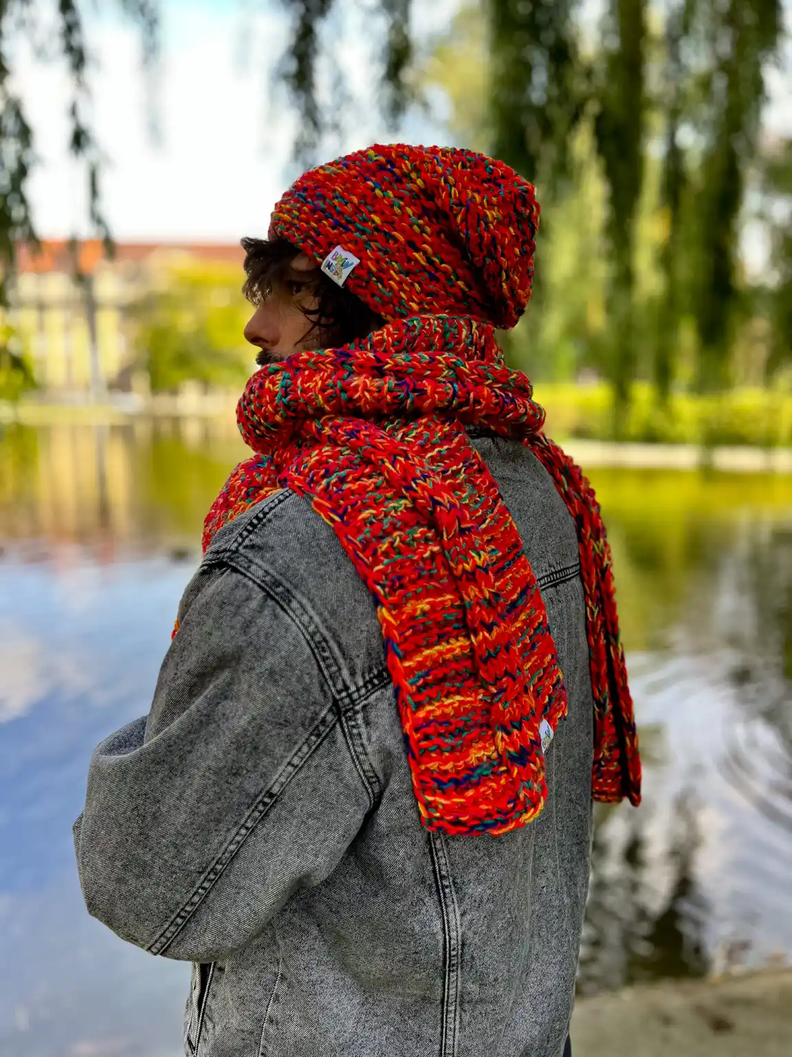 Męska czapka MERINO 50% bez pompona NEVERLAND "Czerwienie" 47 Modna meska czapka handmade