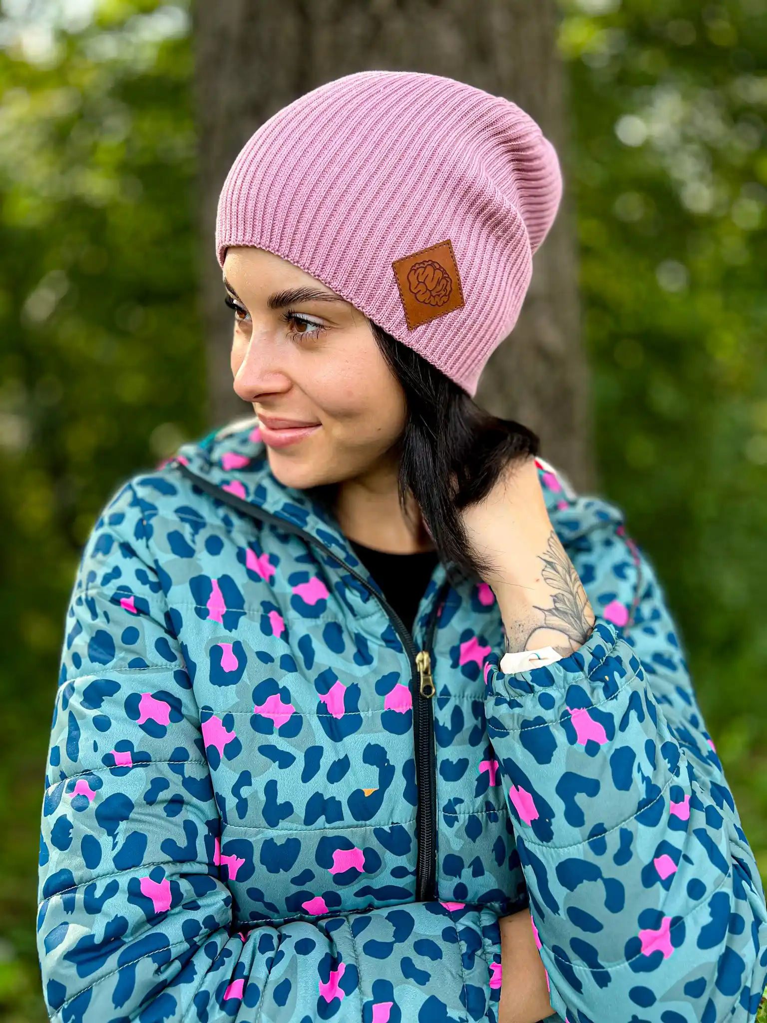 bawelniana czapka typu slouchy w kolorze rozowym