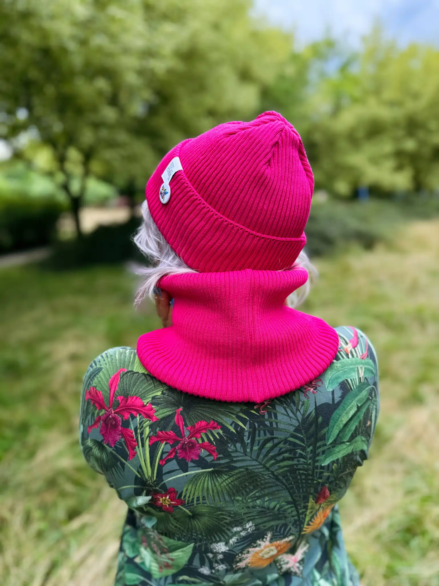Czapka beanie z bawełny logo kolorowe "Malina" 152 beanie neonowa