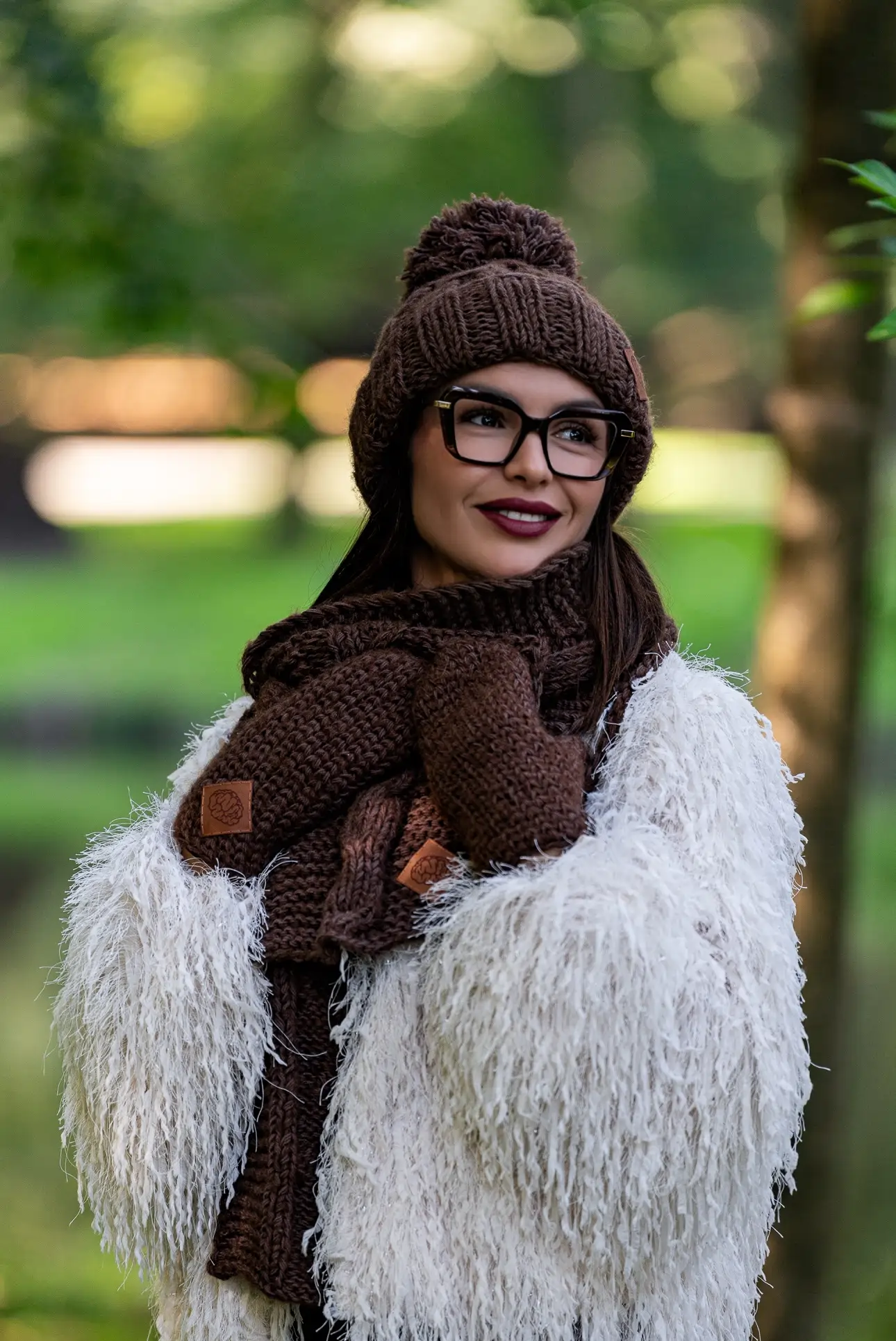 Czapka MERINO Euforia "Brązowy" 99 brazowa czapka z pomponem