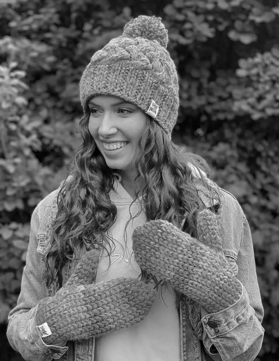 Rękawiczki handmade na zamówienie 2 ciekawe rękawiczki handmade