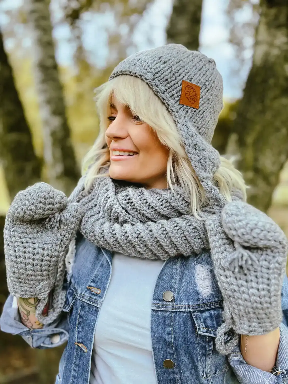 Rękawiczki handmade ze sznureczkiem ,,Szary" 6 cieple zimowe rekawiczki 2 2