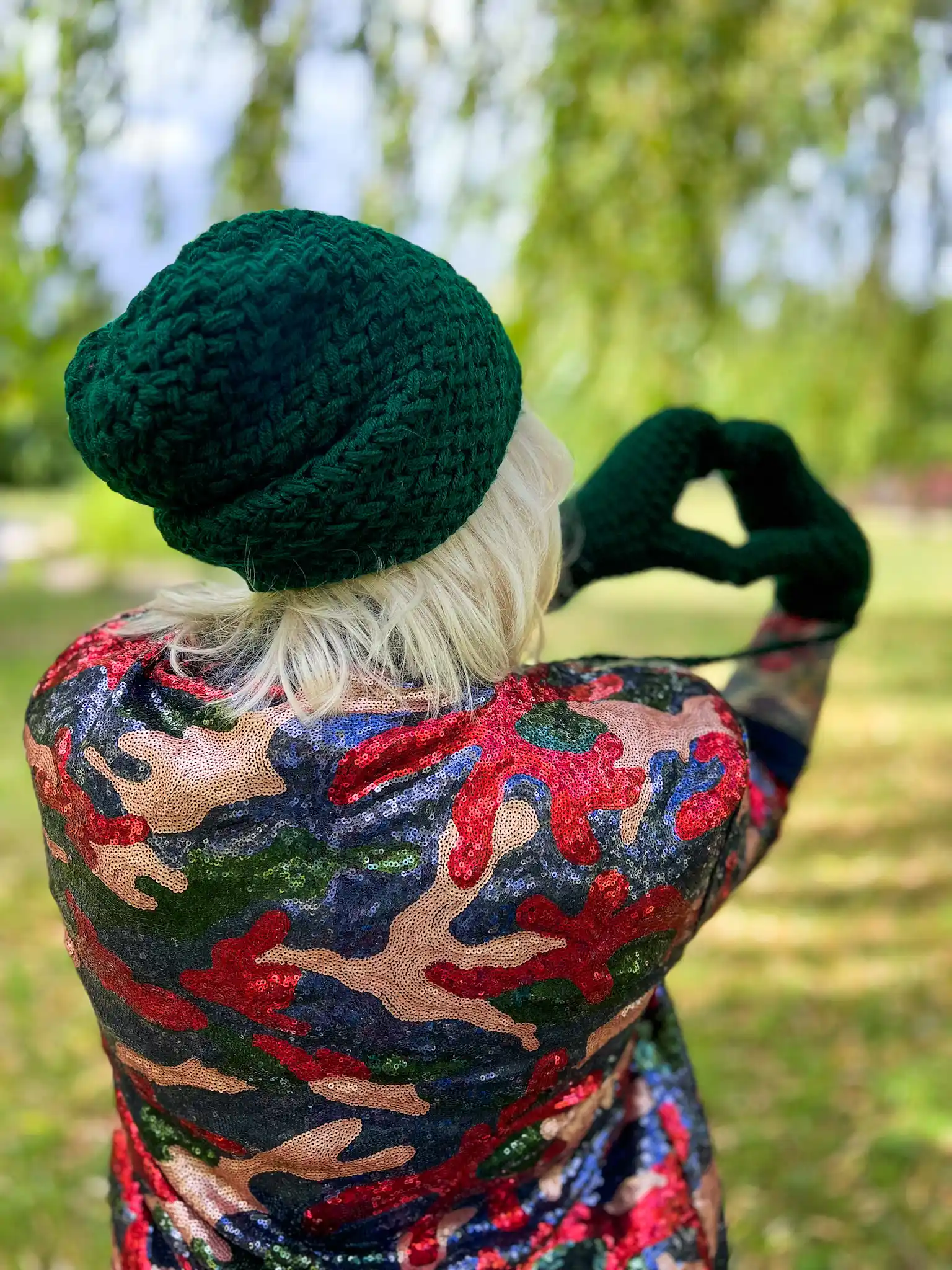 Czapka ręcznie robiona EXPLORER "Ciemny zielony" 70 czapka luzna zielona welniana