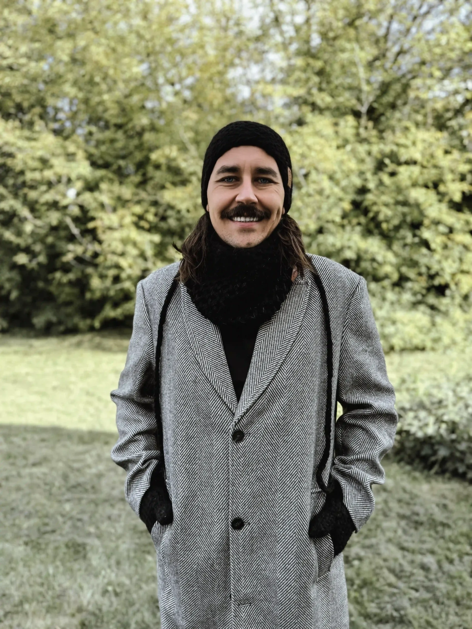 Męska czapka MERINO Explorer "Czarny" 194 czapka merino czarna scaled 1